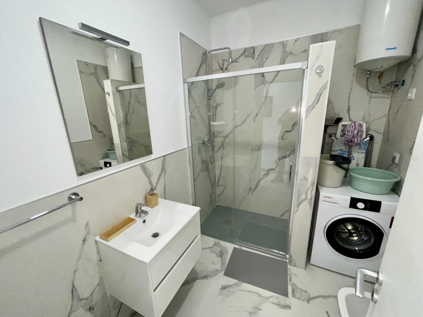 1 Island Moderno Apartamento con Wi fi y Piscina en Costa Adeje
