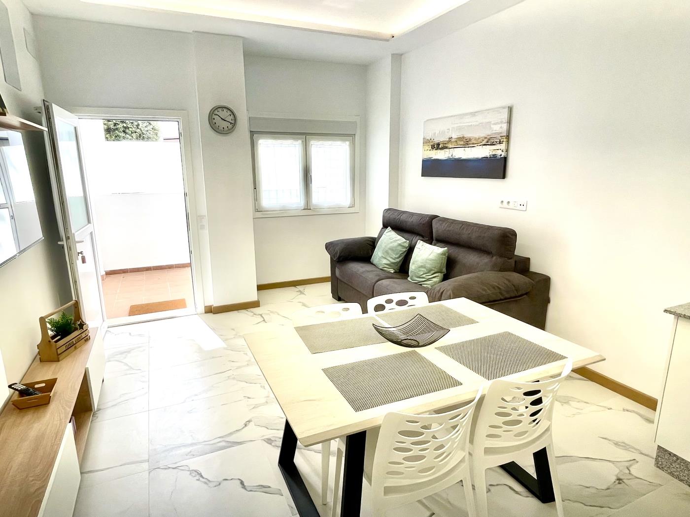 1 Island Moderno Apartamento con Wi fi y Piscina en Costa Adeje